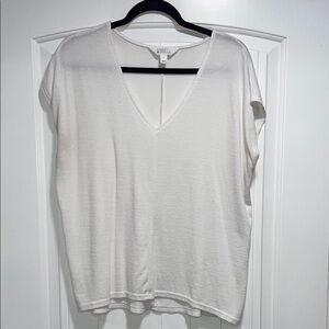 Cream V-Neck Short Sleeve Top